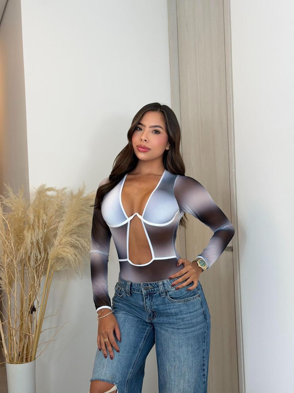 BODY CAMILIA